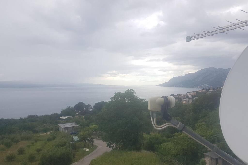 Apartman Nela Brela Esterno foto